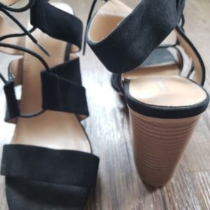 Merona ankle strap suede sandles